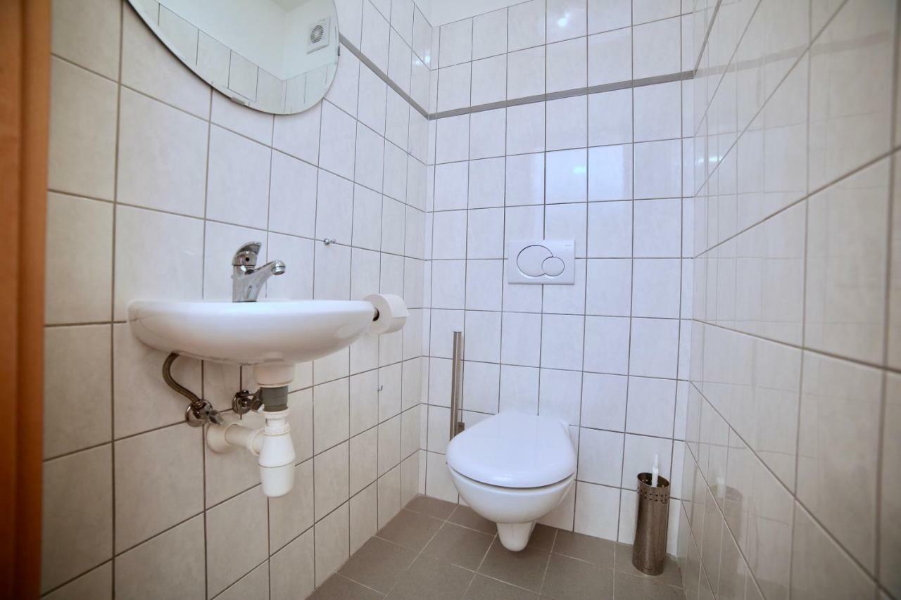 Wellness Apartman Pec เปตส์ปอตสเนซโค ภายนอก รูปภาพ