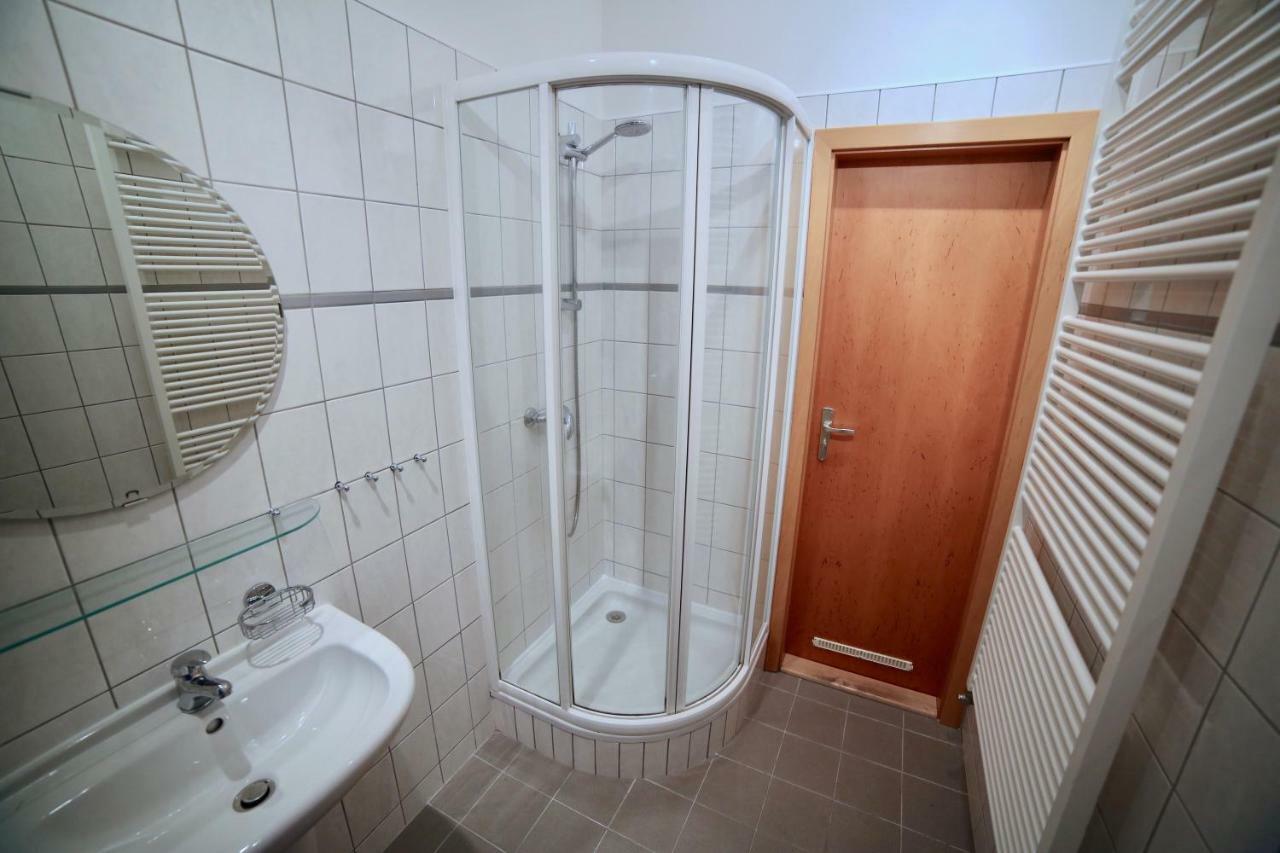 Wellness Apartman Pec เปตส์ปอตสเนซโค ภายนอก รูปภาพ